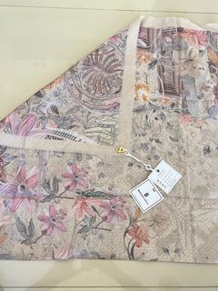 Buttonscarves Dubai
