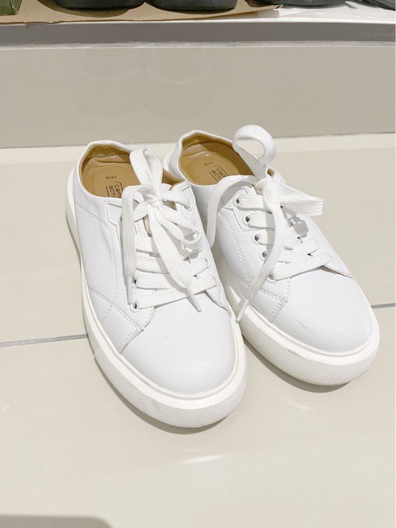 Camel slip on sneakers discount