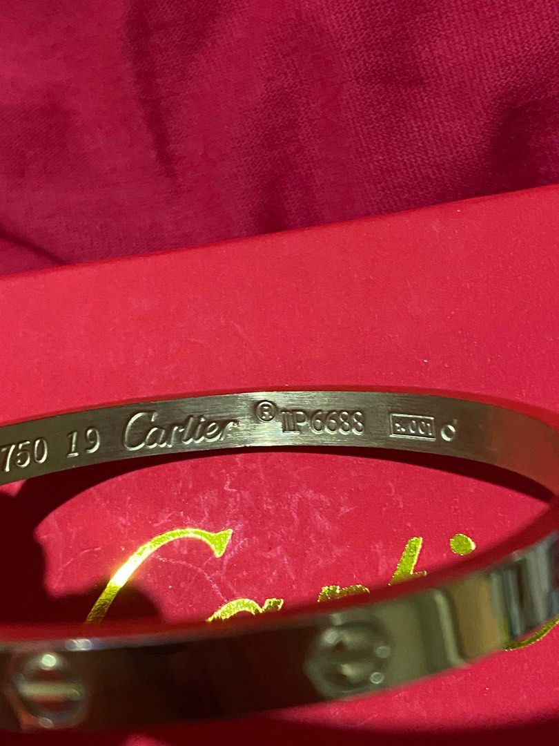 Cartier Bangles (Category: Bracelets) located in Las Pinas. Submitted by nugets (Listing ID 1257276169, Image 2). Description: Cartier Bangle size 17.