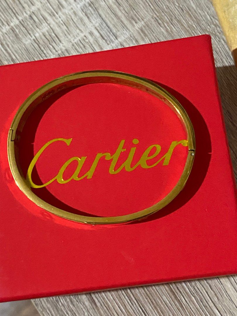 Cartier Bangles (Category: Bracelets) located in Las Pinas. Submitted by nugets (Listing ID 1257276169, Image 3). Description: Cartier Bangle size 17.