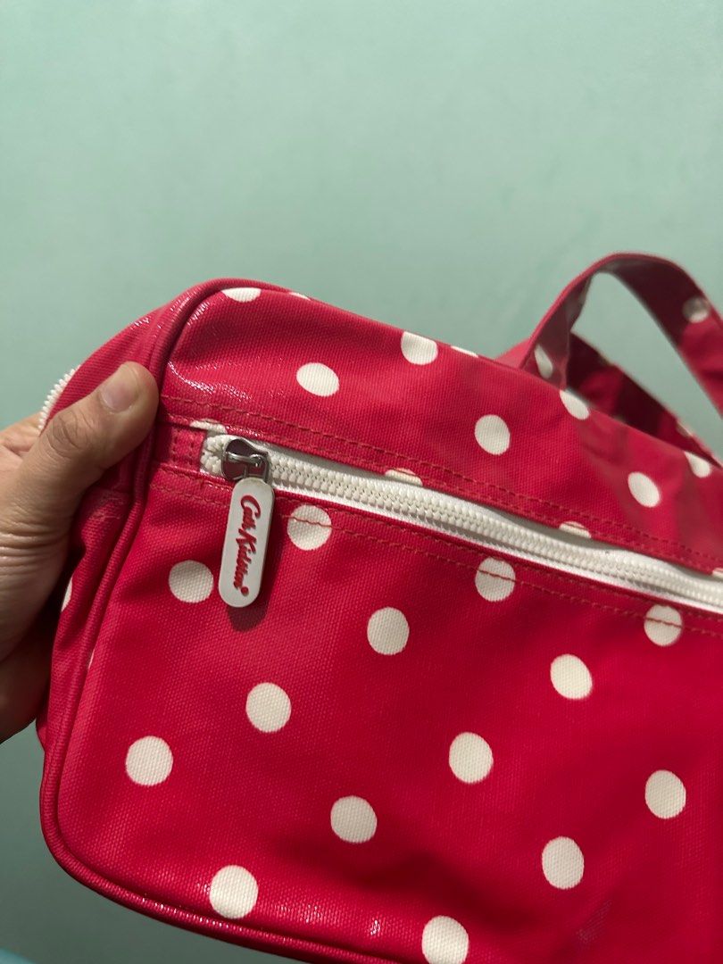 Cath Kidston bag for Sale (Category: Shoulder Bags) located in Pasig City. Submitted by lizbethy808 (Listing ID 1257342973, Image 3). Description: .