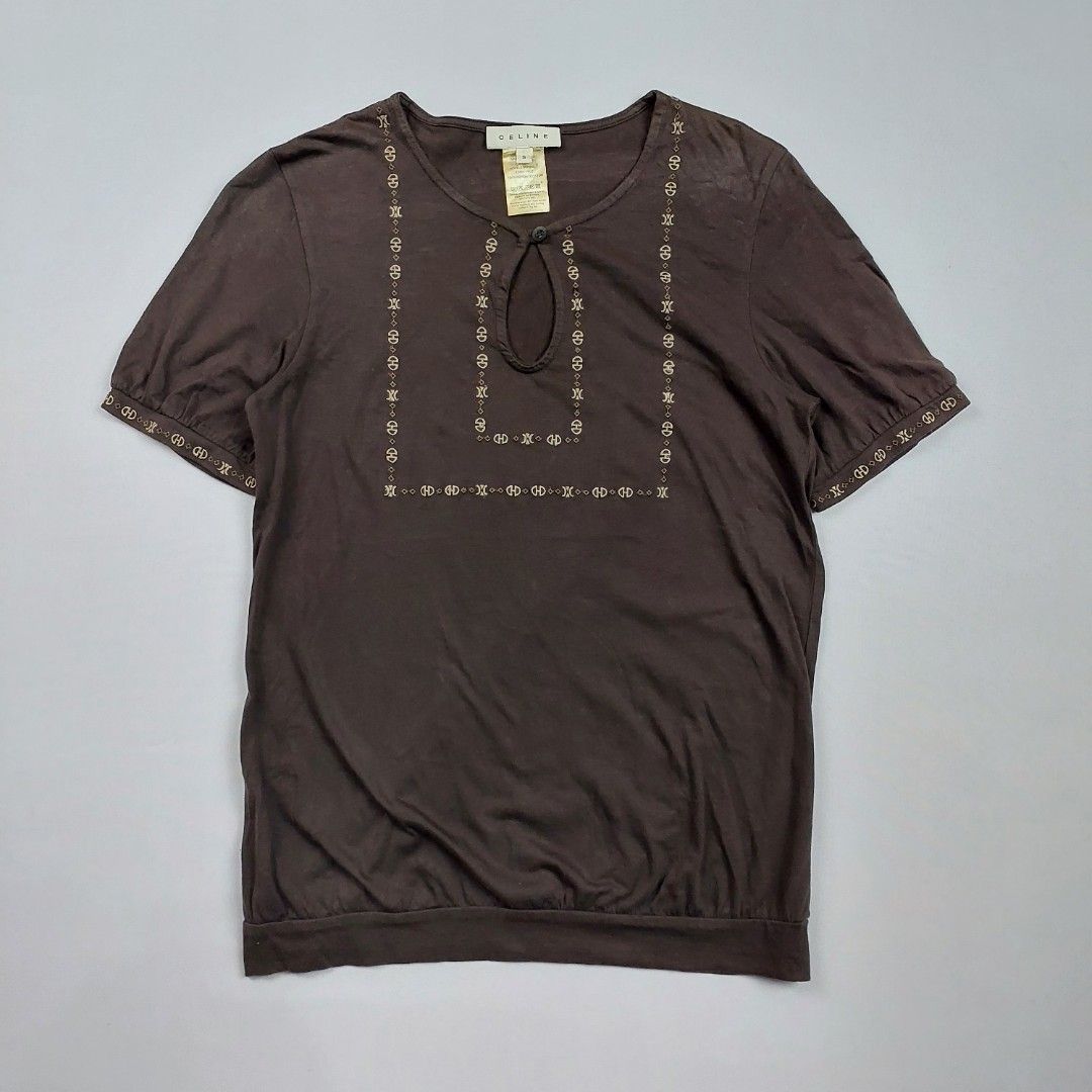 Celine - Michael Kors - Shirt (Category: Luxury Apparel) located in Dasmarinas. Submitted by F_A_Q (Listing ID 1257256780, Image 1). Description: Size : Small - 16.5 In. Width - 24 In. Length - 14 In. Shoulder ( Pit to pit ) - 9 In. Sleeve length - 15 In. Hem 9/10 Overall usage No Issue - 100% Cotton - Embroided logo design - Made in Tunisia.