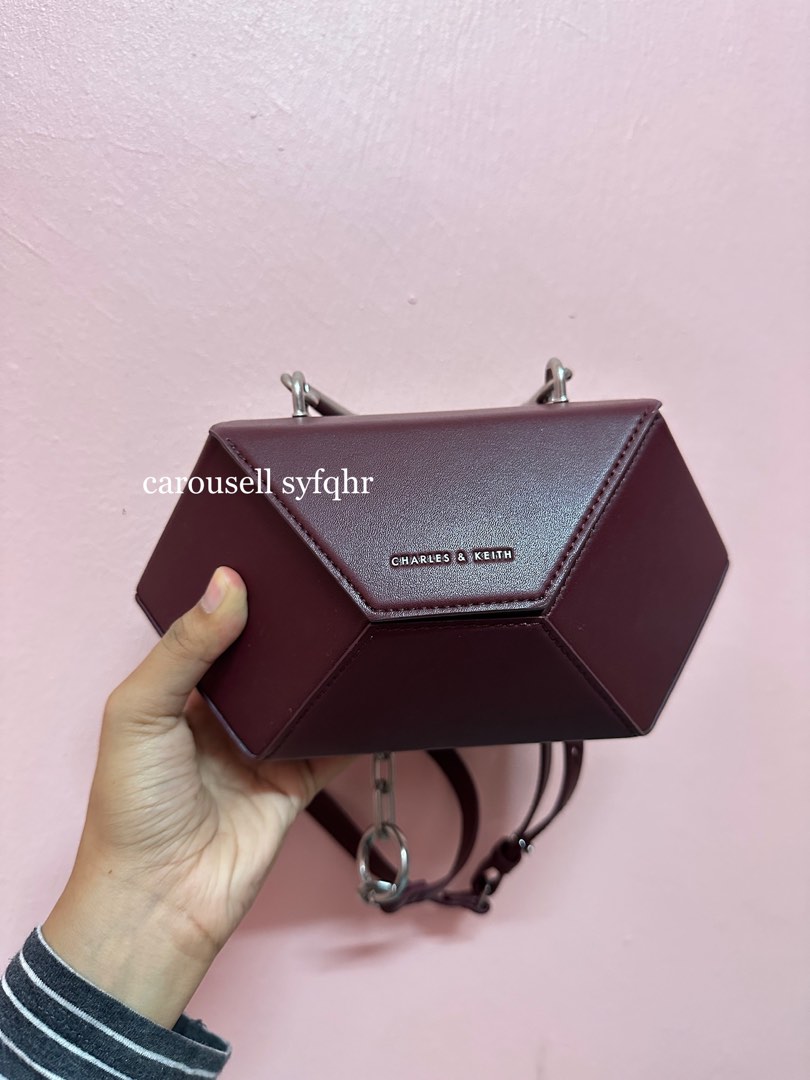 Charles and keith hexagon bag store
