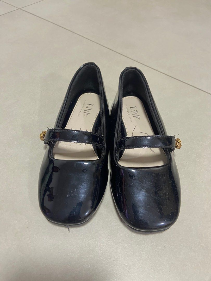 Charles and shop keith kids shoes