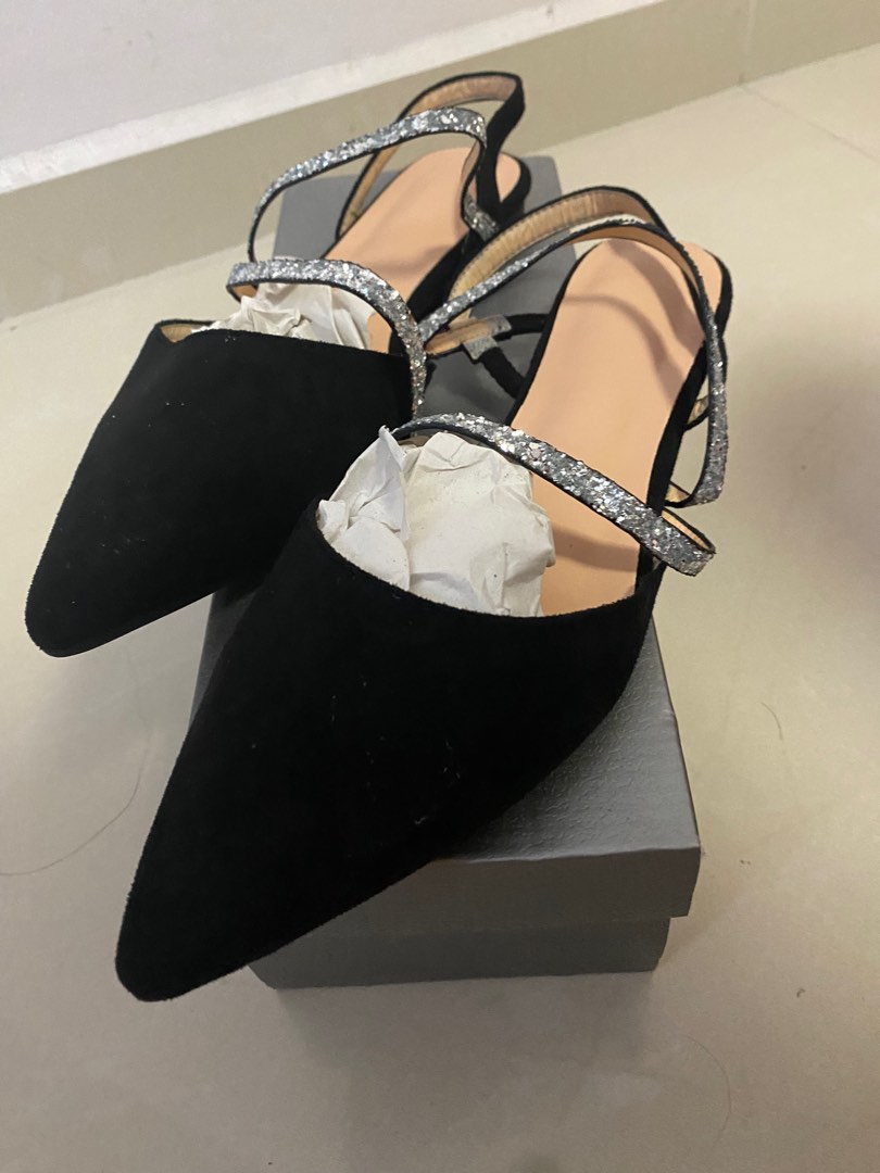 Cheap brand new Rhinestone Decor black point toe flats Women s
