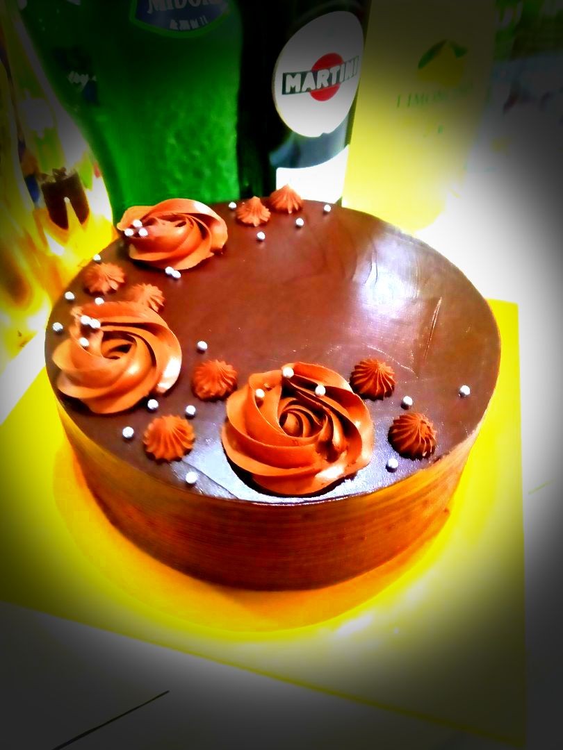Chocolate Moist Cake Food And Drinks Homemade Bakes On Carousell 