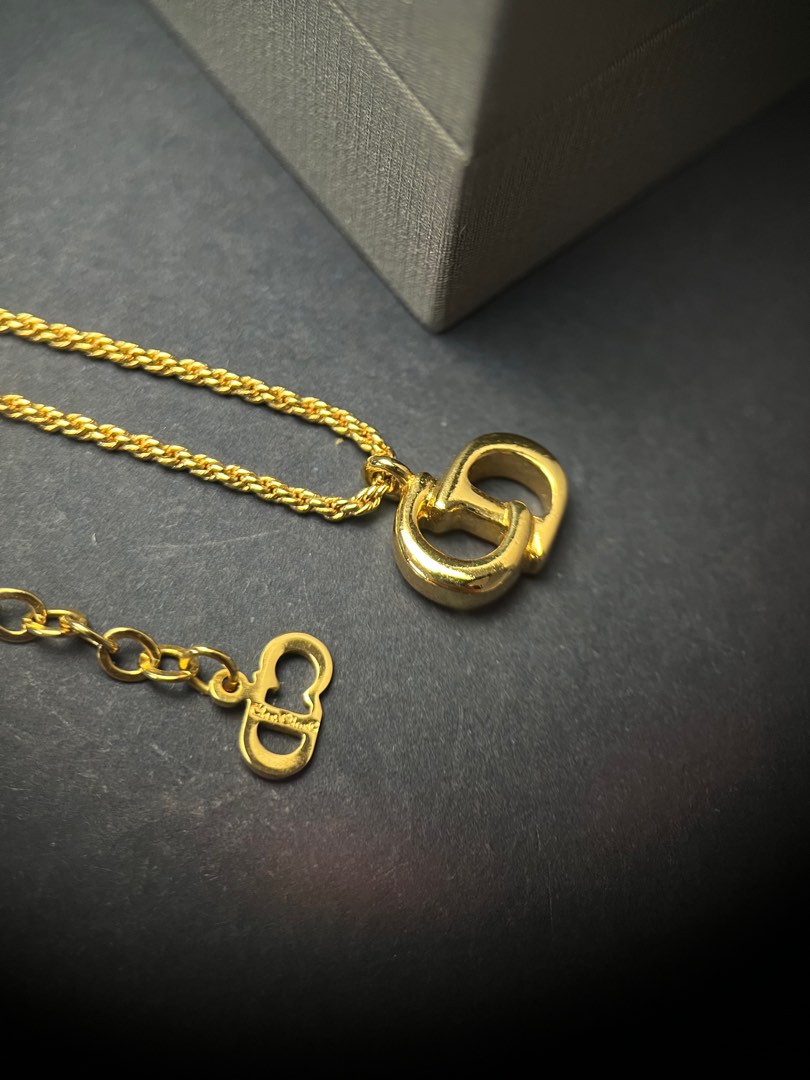Clip Charm Chain Necklace — Gold | Hillberg & Berk