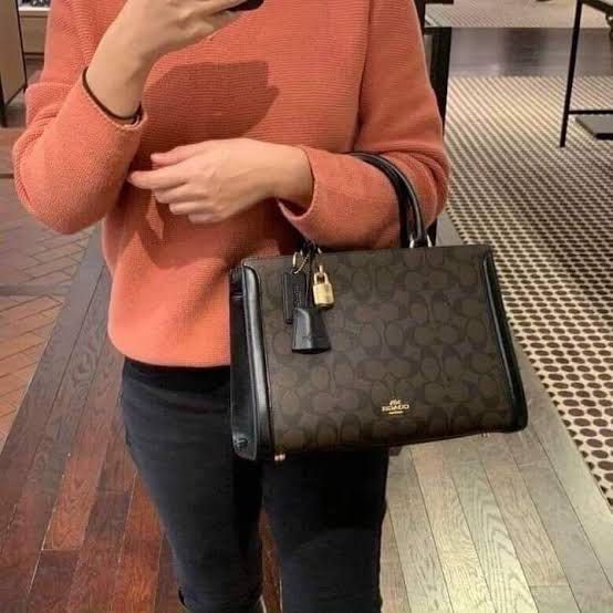Coach zoe carryall deals