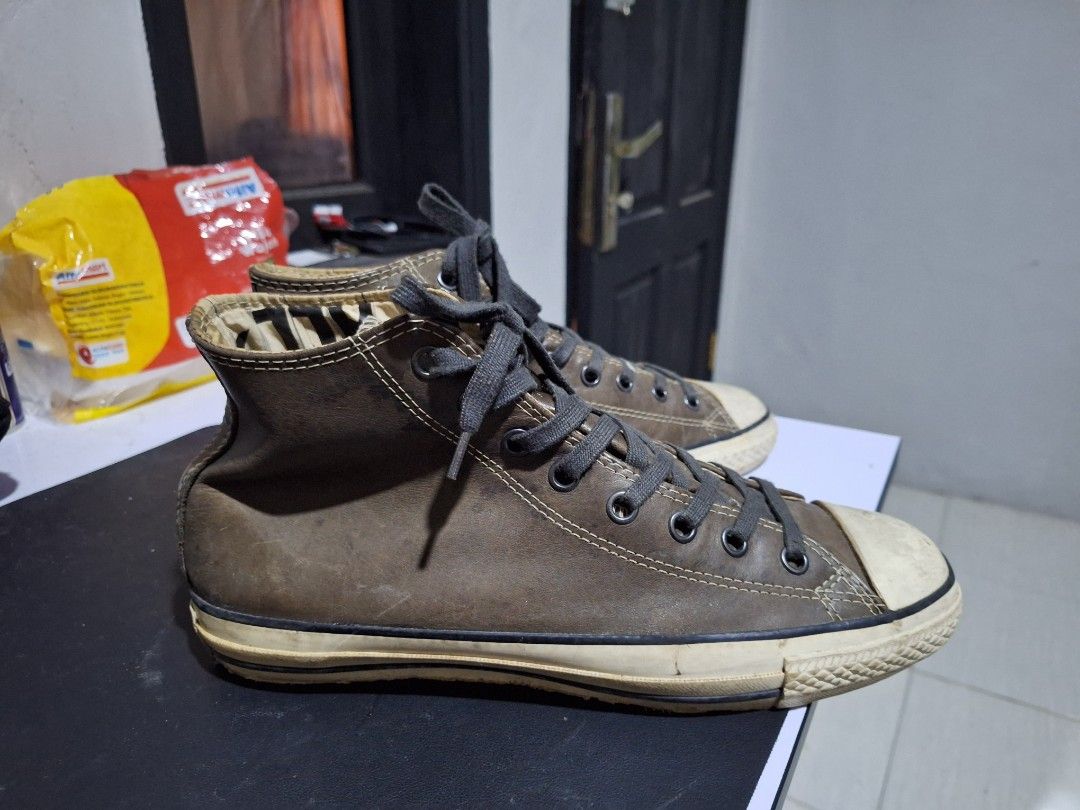 Converse JV john varvatos beluga size 43 very good cond Fesyen