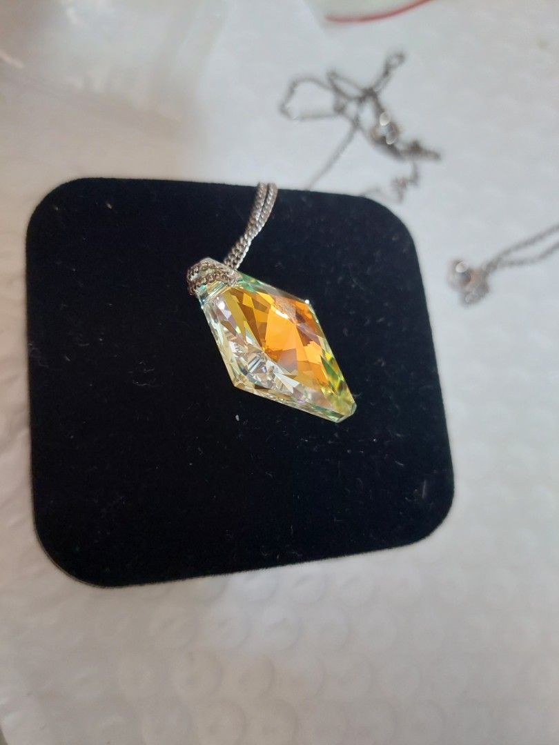 Crystal necklace Women s Fashion Jewelry Organisers Necklaces
