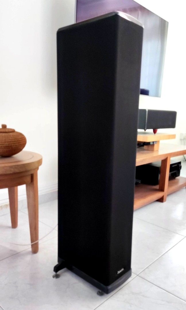 Definitive Technology Bipolar SuperTower Audio Soundbars