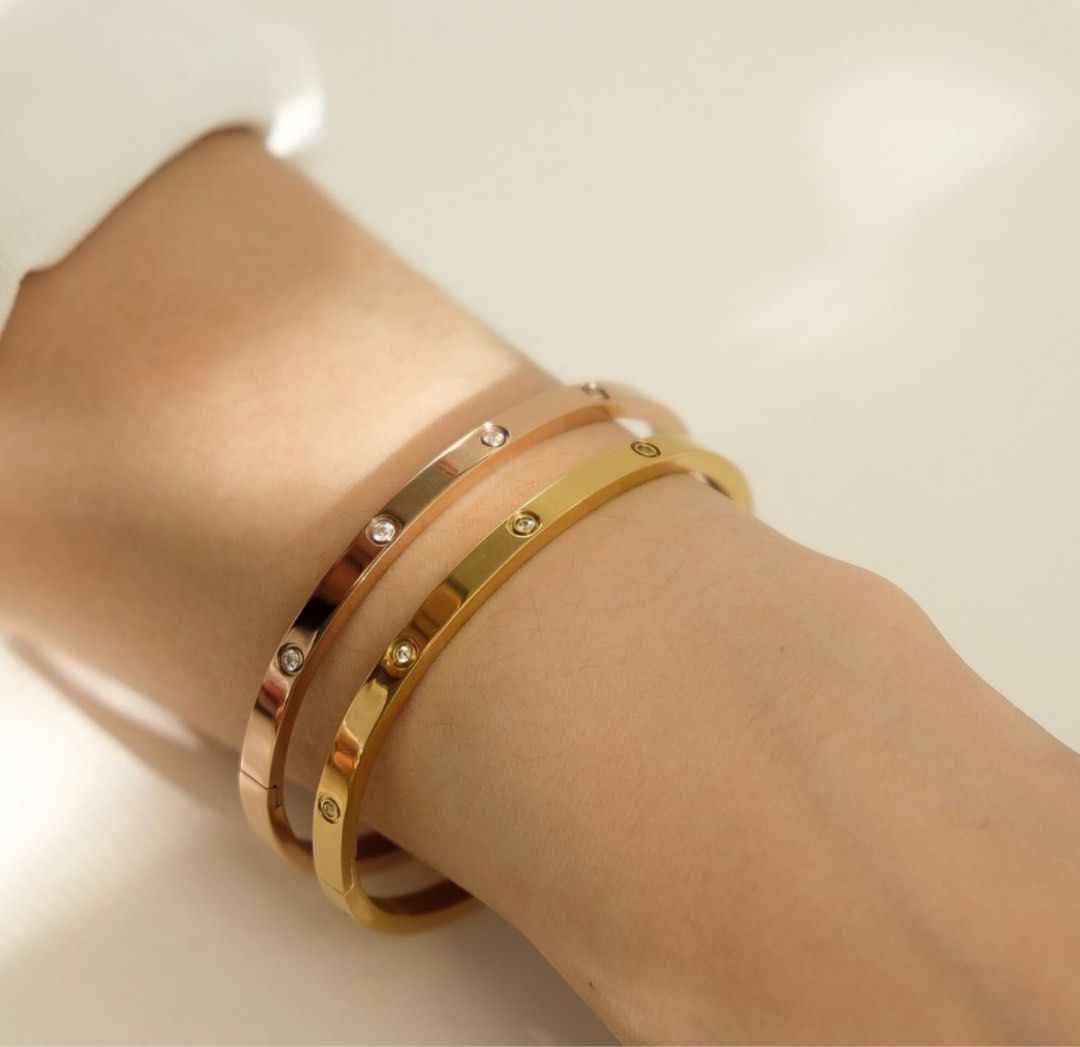 Gold cuff clearance bracelet with diamonds