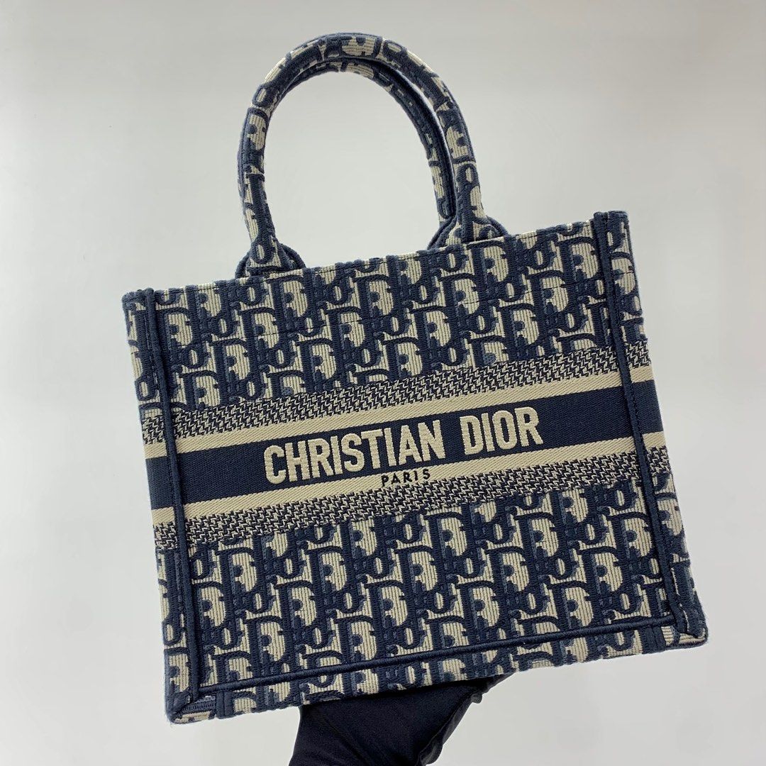 Dior tote deals bag blue