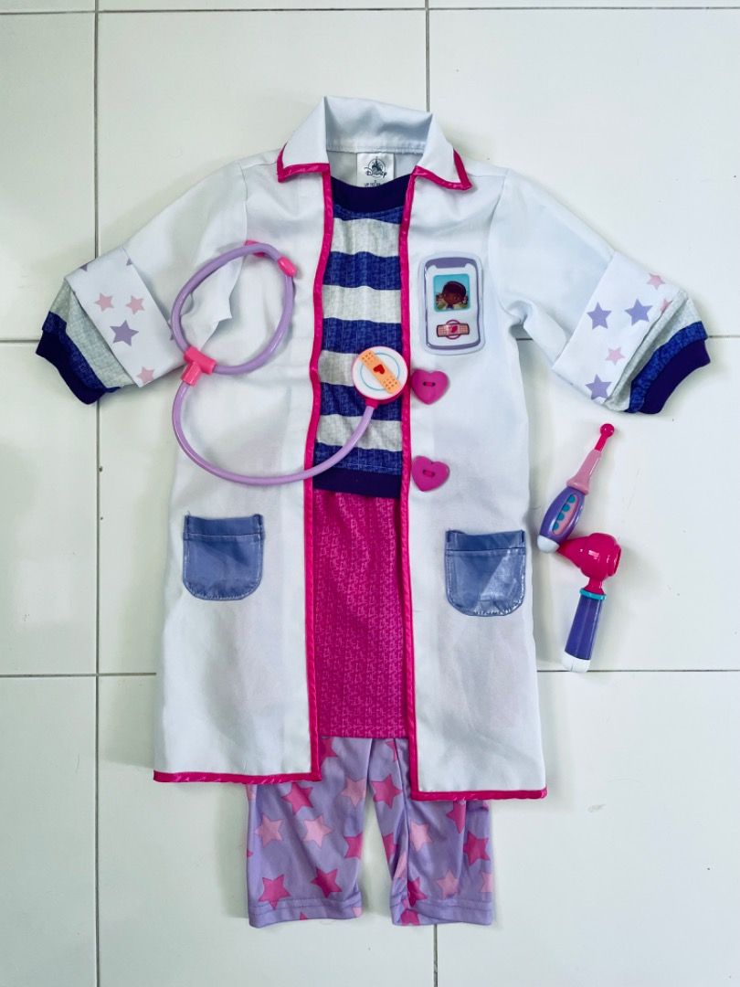 Doc Mcstuffins Doctor Outfit with Stethoscope Exclusive Doll