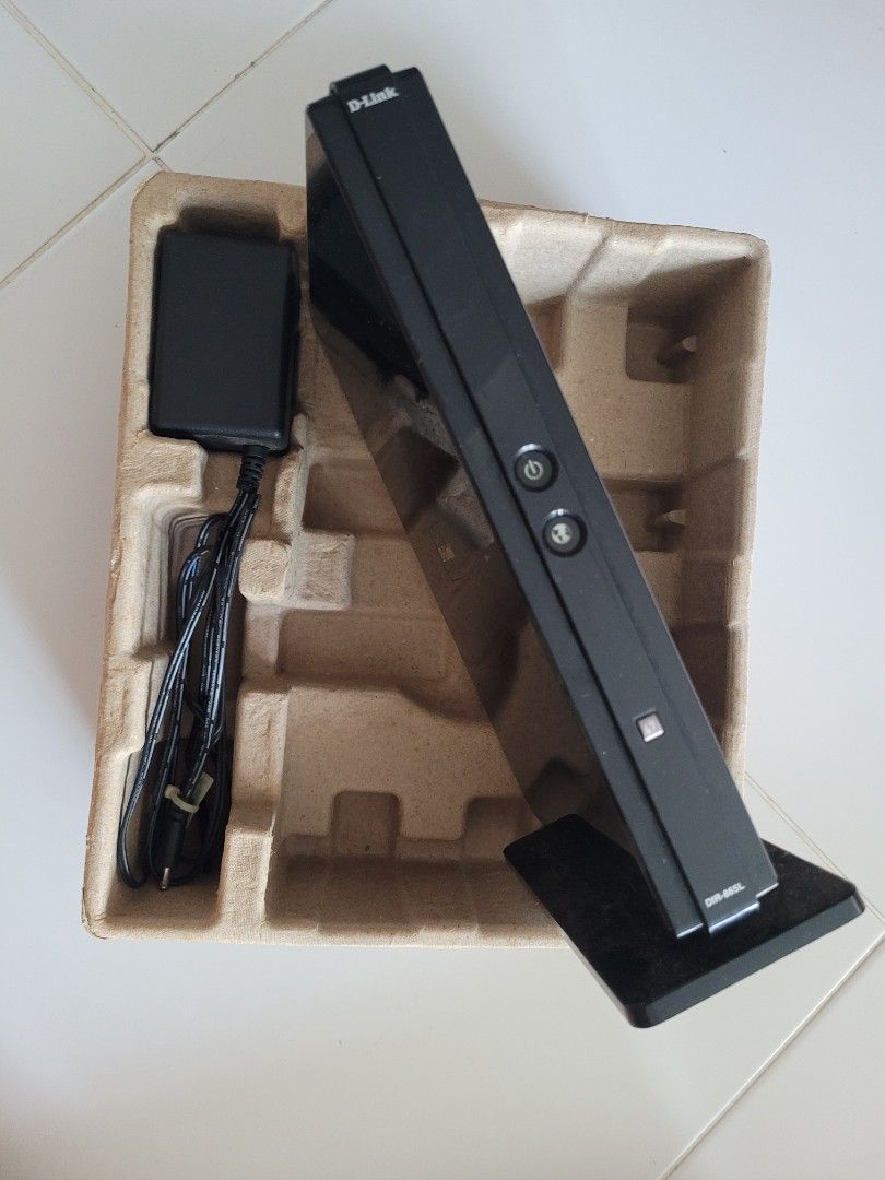D-Link Router, Computers & Tech, Office & Business Technology on Carousell
