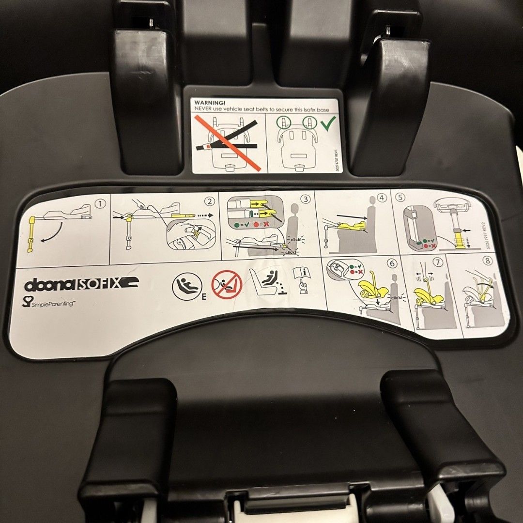 Doona Car seat Isofix Base for stroller, Babies & Kids, Going Out, Car