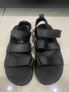 Dr. Martens redfin sandal original