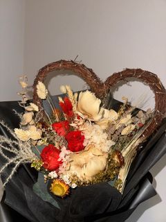 Dried flowers bouquet