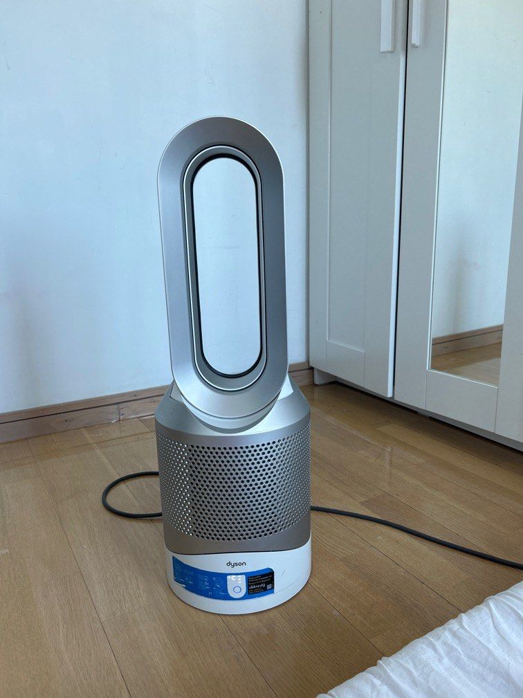 Dyson hot and cold fan HP04, 家庭電器, 冷氣機及暖風機- Carousell