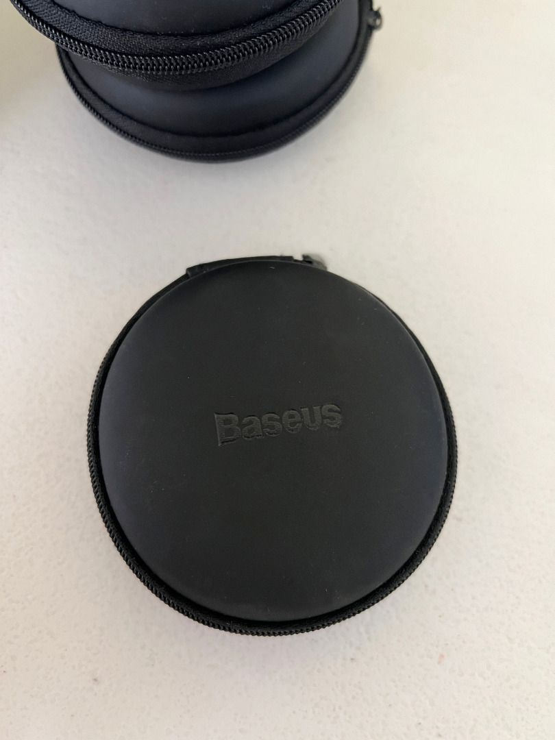 Earphones Portable Storage Bag (Category: Portable Audio Accessories) located in Marikina City. Submitted by mariefdv (Listing ID 1257248689, Image 1). Description: Baseus Earphones Portable Storage Bag Disk Case For Cable Small Items.