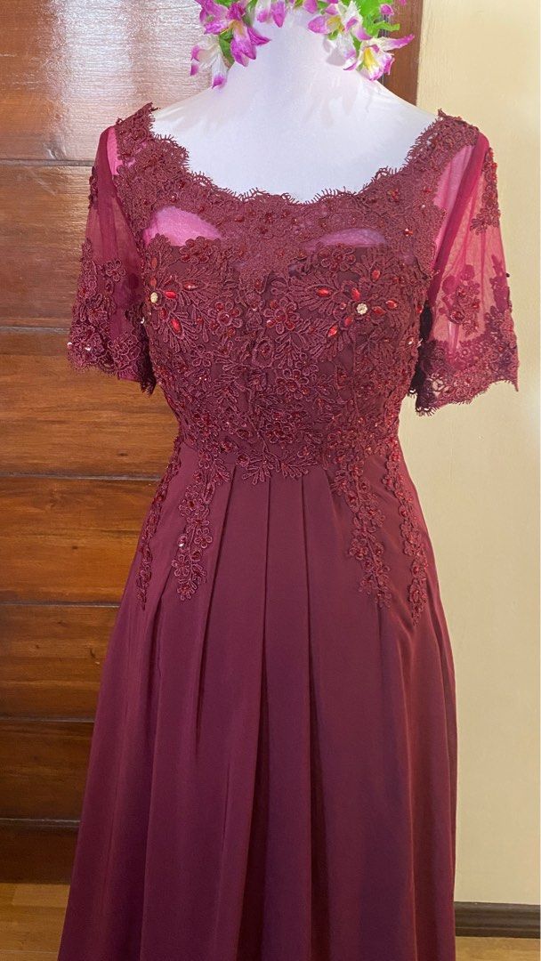 Maroon Gown, Women's Fashion, Dresses & Sets, Dresses on Carousell