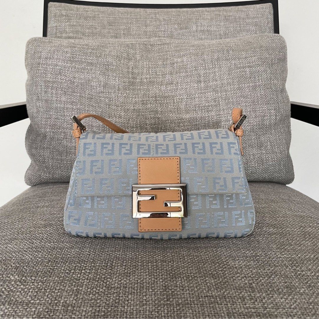 Fendi Baguette vintage cloth in blue, Luxury, Bags & Wallets on Carousell
