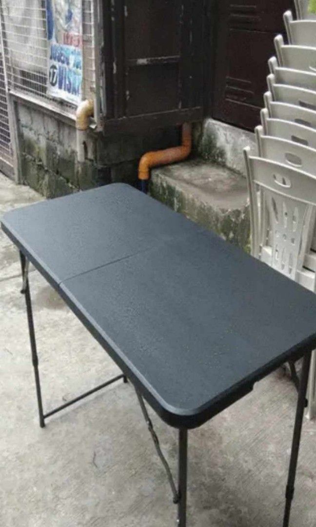 Folding table sale ❗ (Category: Chairs) located in Manila. Submitted by katttt214 (Listing ID 1257311584, Image 3). Description: 🥹 ITO NA ANG HANAP MO, SOBRANG MABENTA ON HAND AT NASA TAMANG SELLER KA ❤️💯 MABILIS KAMI KAUSAP 🥹 BRAND NEW BODEGA PRICE ✔️ LEGIT NA LEGIT 💯❤️ ON HAND RETAIL/ WHOLESALE ✅ AVAILABLE COLORS : ✔️ BROWN ✔️ BLACK ✔️ WHITE AVAILABLE SIZES ✨🆗 ✔️ 4FT AND 6FT ‼️ LEGIT SELLER SINCE 2018 ‼️ WE CHECK THE ITEM BERE WE DELIVER �
