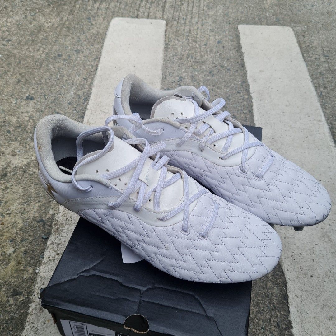 Mens soccer cleats size 11 sales
