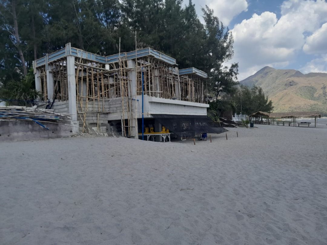 FOR SALE Beachfront with Proposed Villas Construction, Pundaquit, San