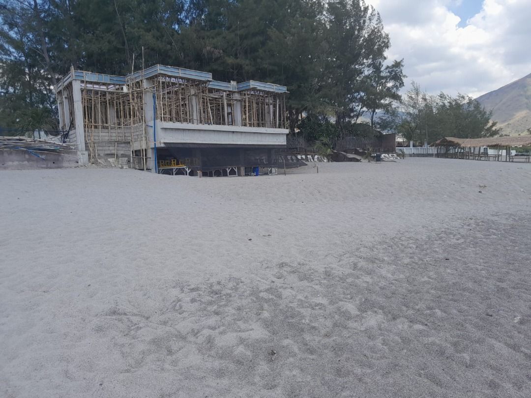 FOR SALE Beachfront with Proposed Villas Construction, Pundaquit, San