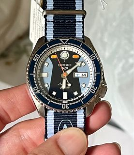 (Category: ) located in . Submitted by panerai1950 (Listing ID 1257269581, Image 1). Description: .