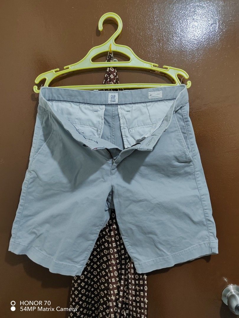 Gap Chino Short Men s Fashion Bottoms Shorts on Carousell