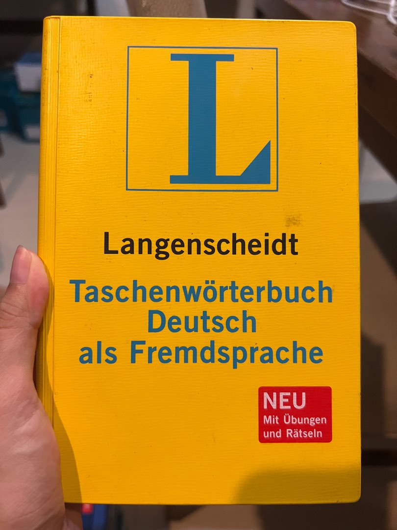 GERMAN DICTIONARY (Langenscheidt), Hobbies & Toys, Books & Magazines