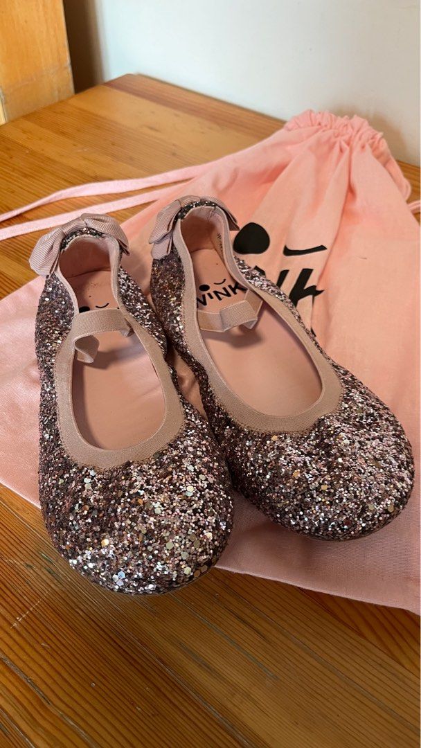 Girls hotsell shoes glitter