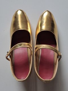 Gold sales shoes sale