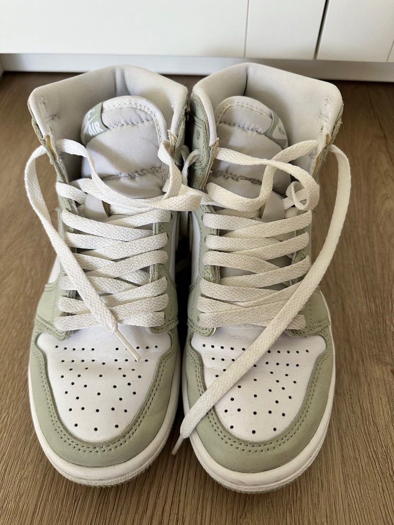 White high top best sale jordans womens