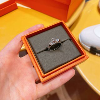 （分類：）位於 。 由 ttluxee 提交（商品編號 1257293700，圖片 1）。簡介： 。