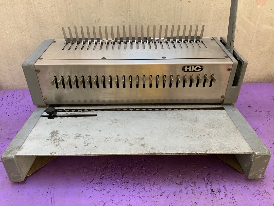 HIC Comb Plastic Ring Binding Machine with Accessories, Everything Else