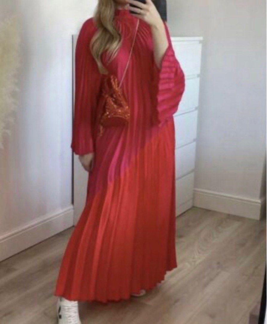 Red pleated new arrivals dress h&m