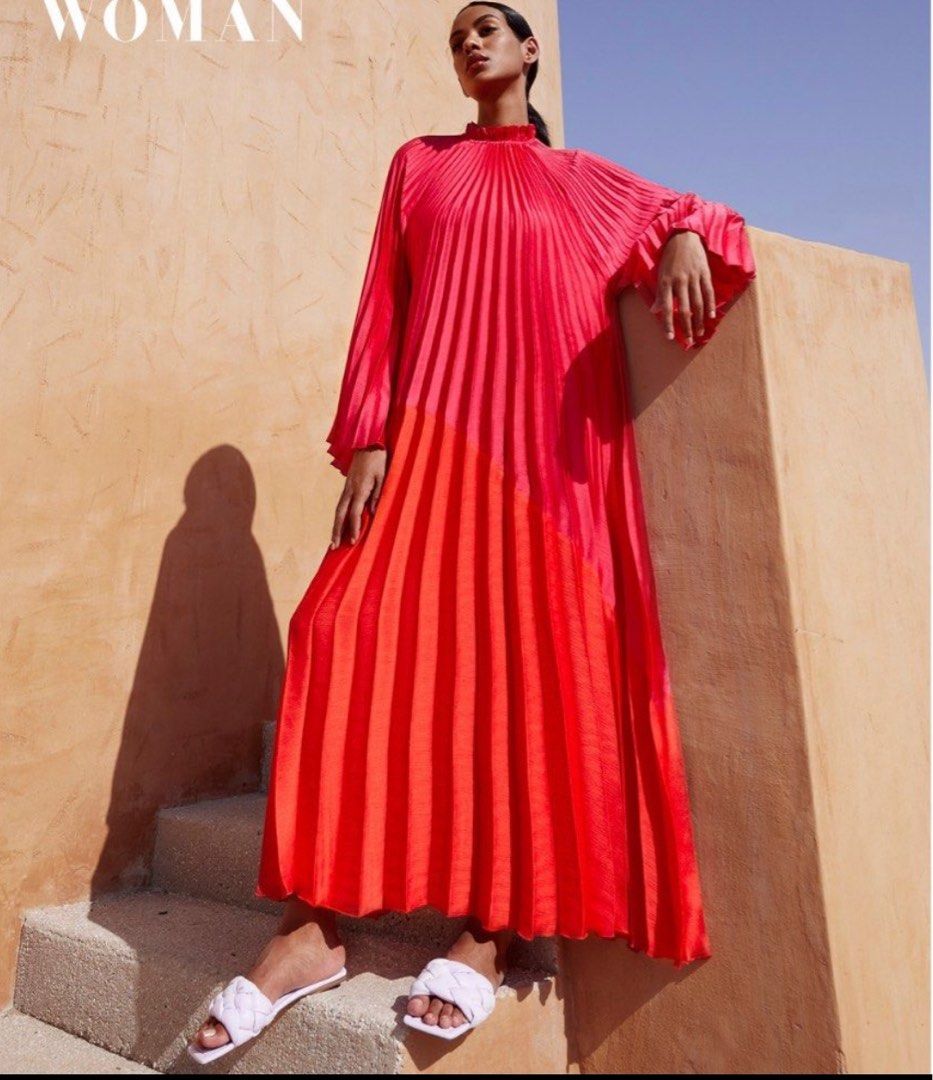 Red pleated dress best sale h&m