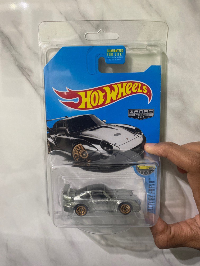 Hot Wheels ZAMAC porsche 993 Gt2 Silver Walmart Exclusive, Hobbies