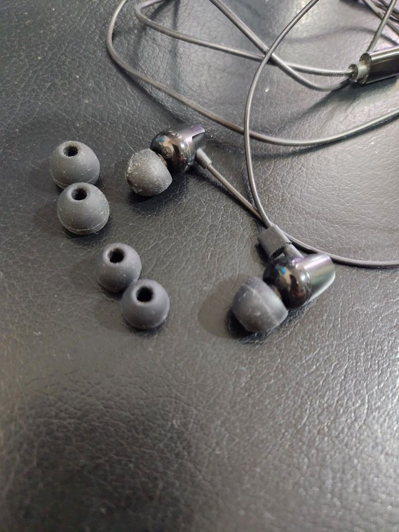 InMotion Earbuds, Audio, Earphones on Carousell