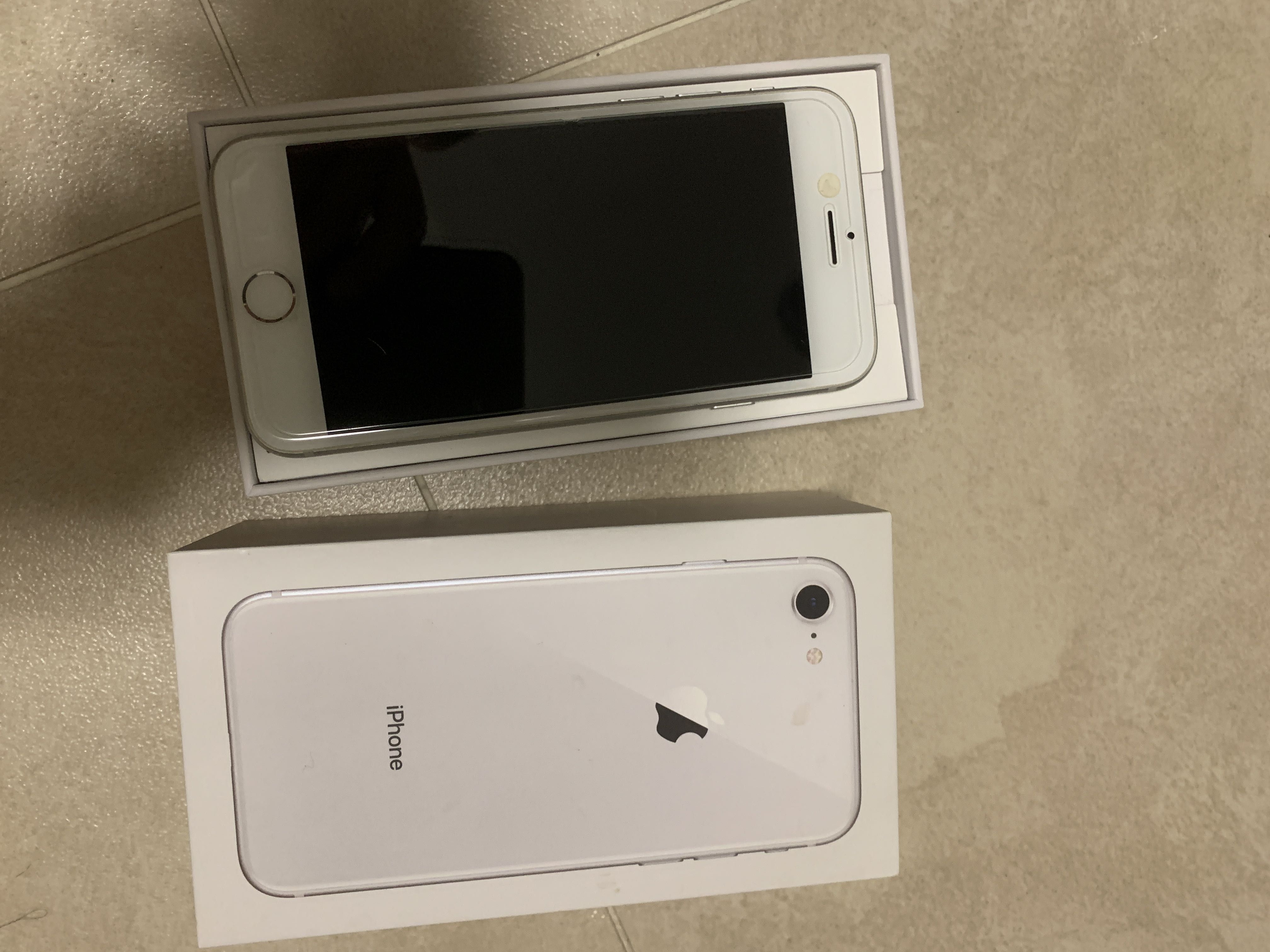 IPhone 8 64GB 白色有盒, 手提電話, 手機, iPhone, iPhone 8 系列