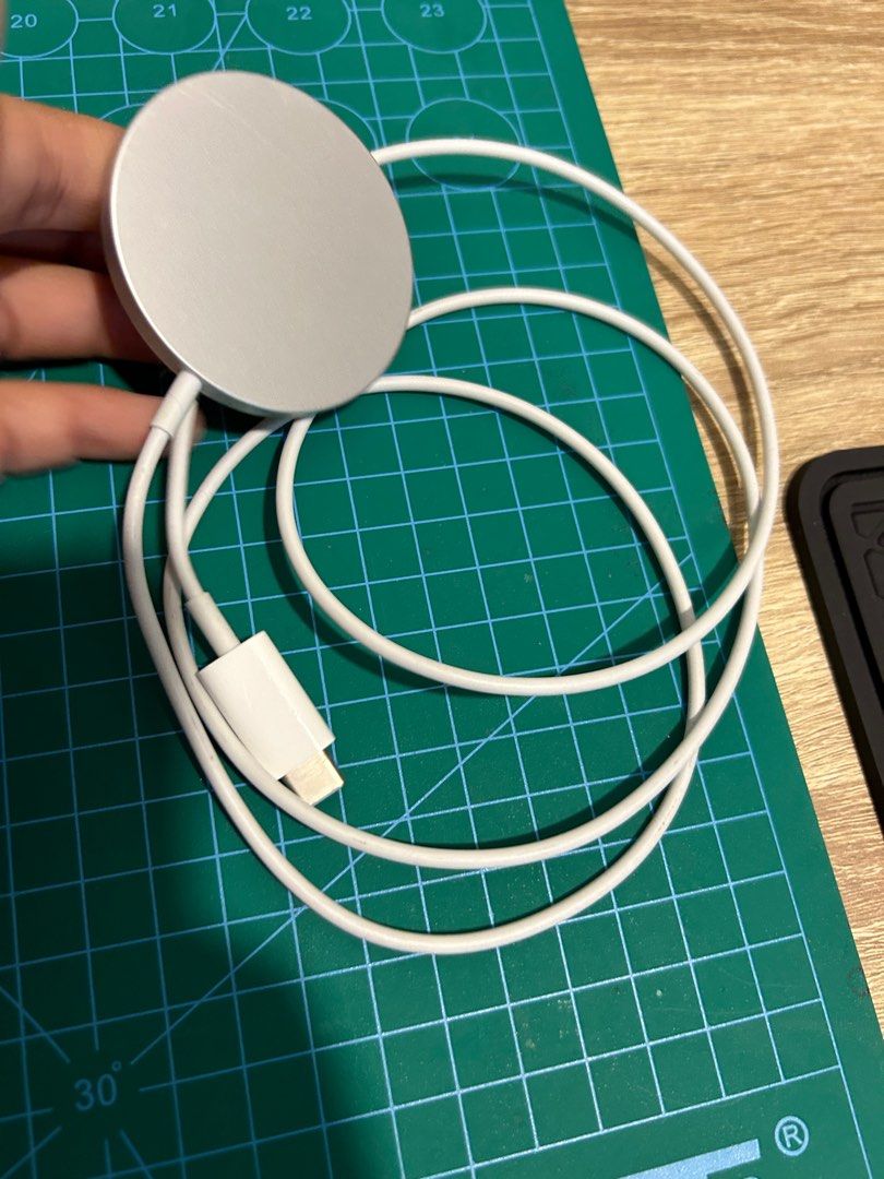 Apple Iphone Magsafe Charger, Mobile Phones & Gadgets, Mobile & Gadget