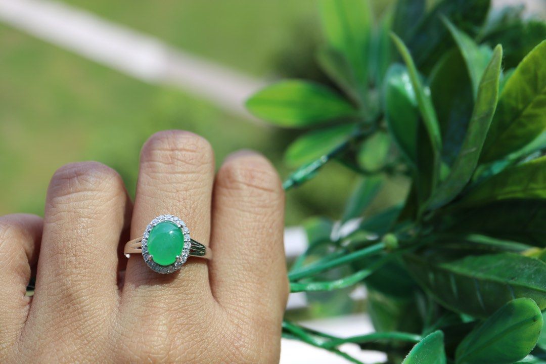 2.62ct Type A Jadeite Jade and Natural Diamond ring in 18k solid