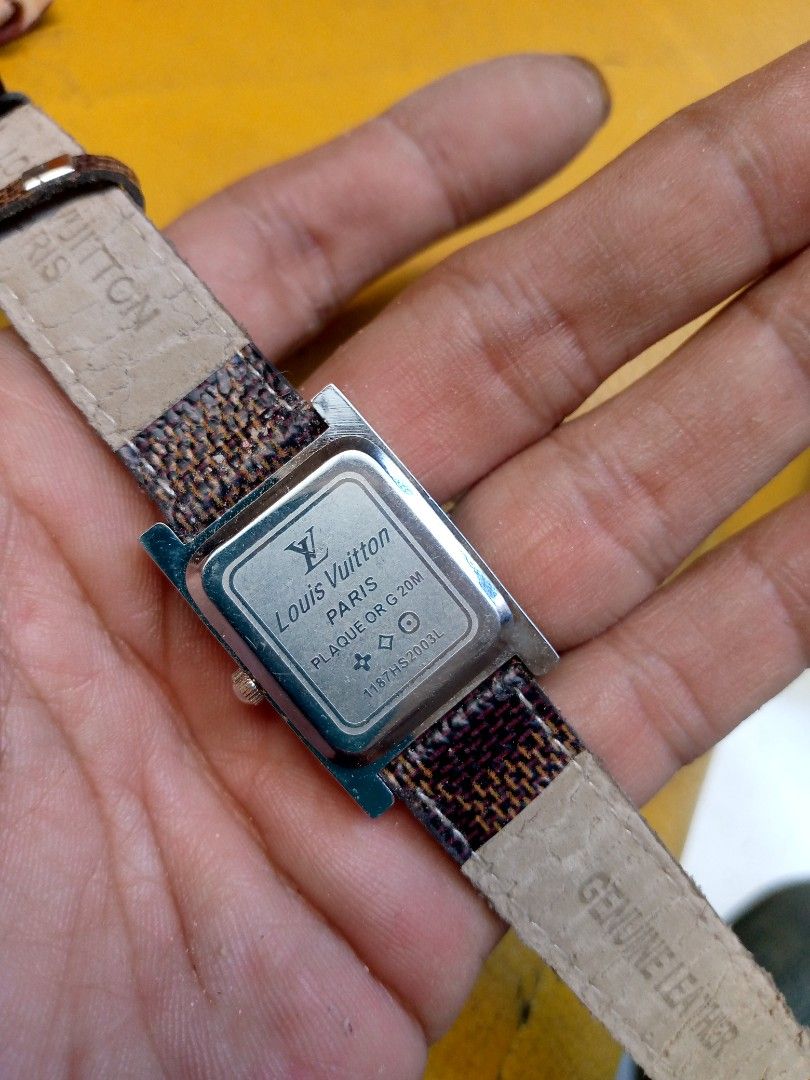 Louis Vuitton vintage, Fesyen Wanita, Jam Tangan di Carousell