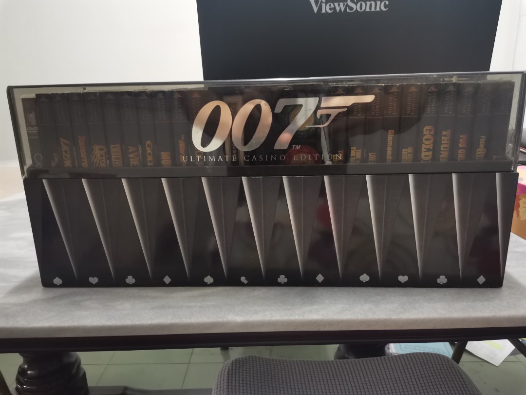 James Bond 007 Ultimate Casino Edition, Hobbies & Toys, Music