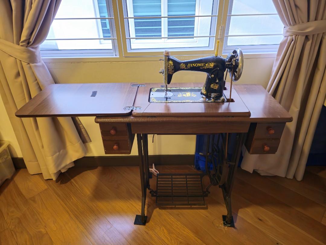 Janome Leg Pedal Vintage Sewing Machine