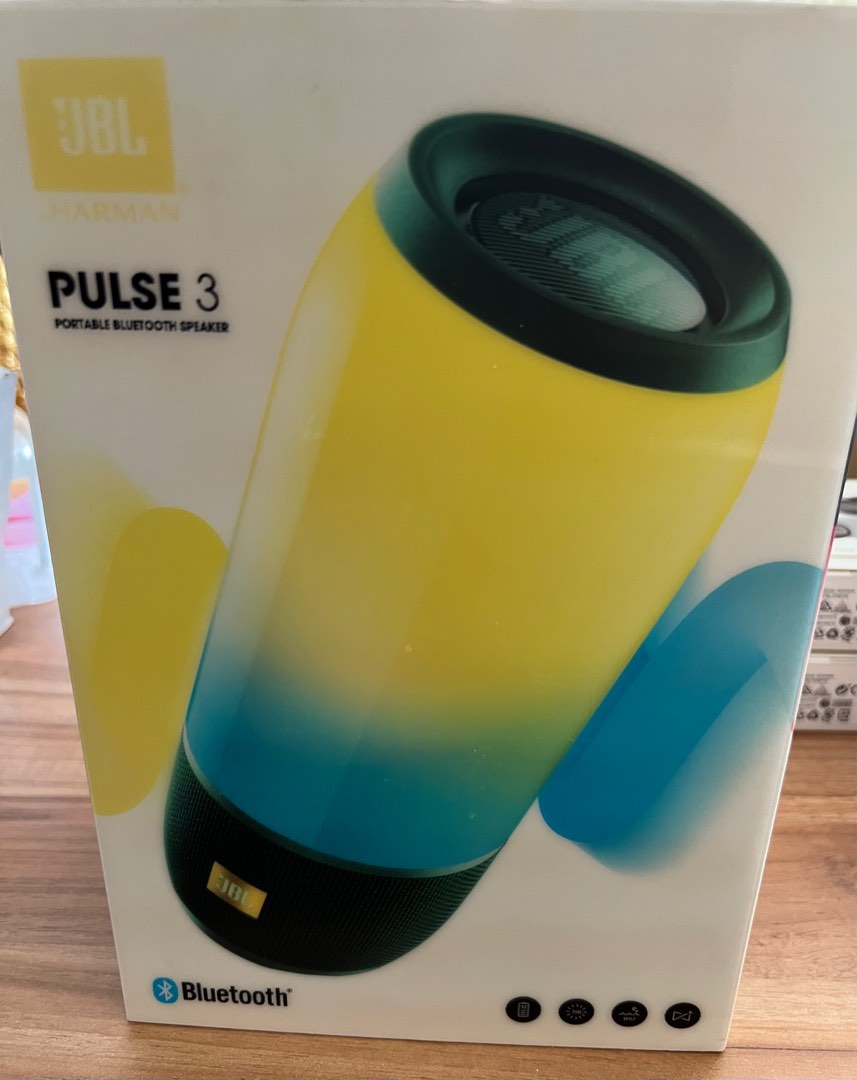 JBL Pulse 3 Wireless Bluetooth Waterproof Speaker Black 1