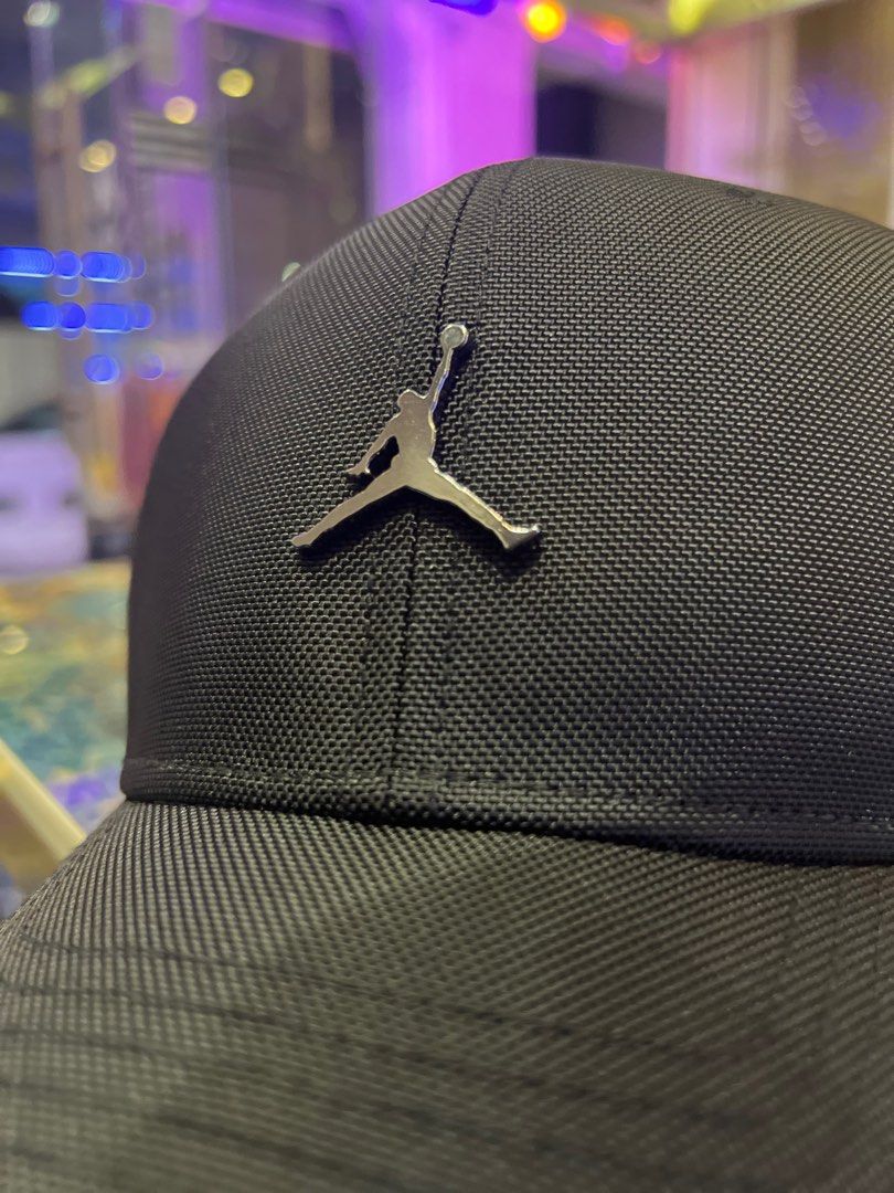 Jordan rise top